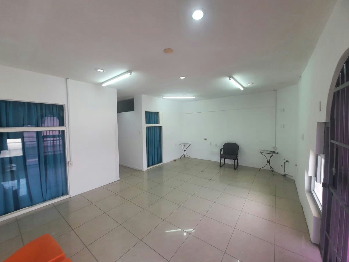 Brievengat – commercial spaces for rent (75 and 105 m²): commercial for rent in Brievengat, Curaçao, photo 6