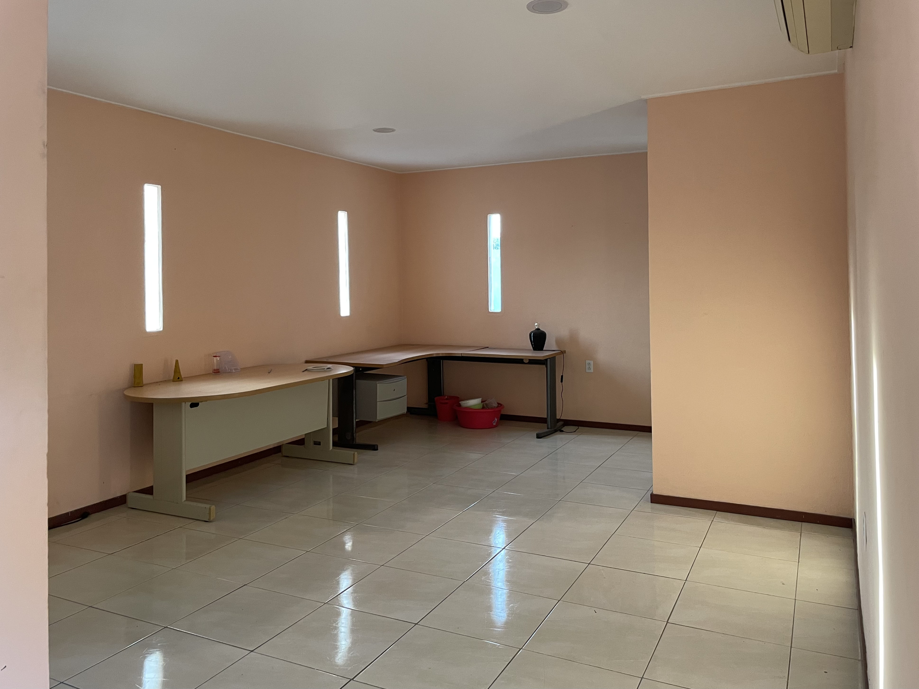Heintje Kool – commercial property with three buildings: commercial for sale in Heintje Kool, Curaçao (sold), photo 4
