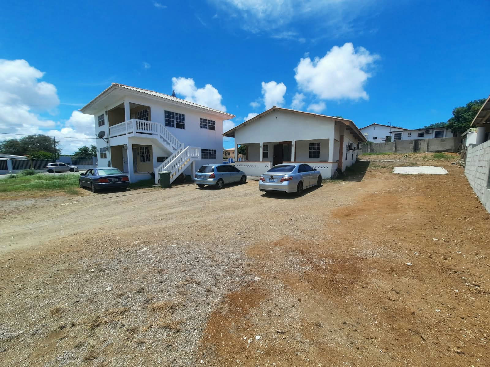Santa Rosa – house with two separate apartments: house for sale in Santa Rosa, Curaçao, photo 1