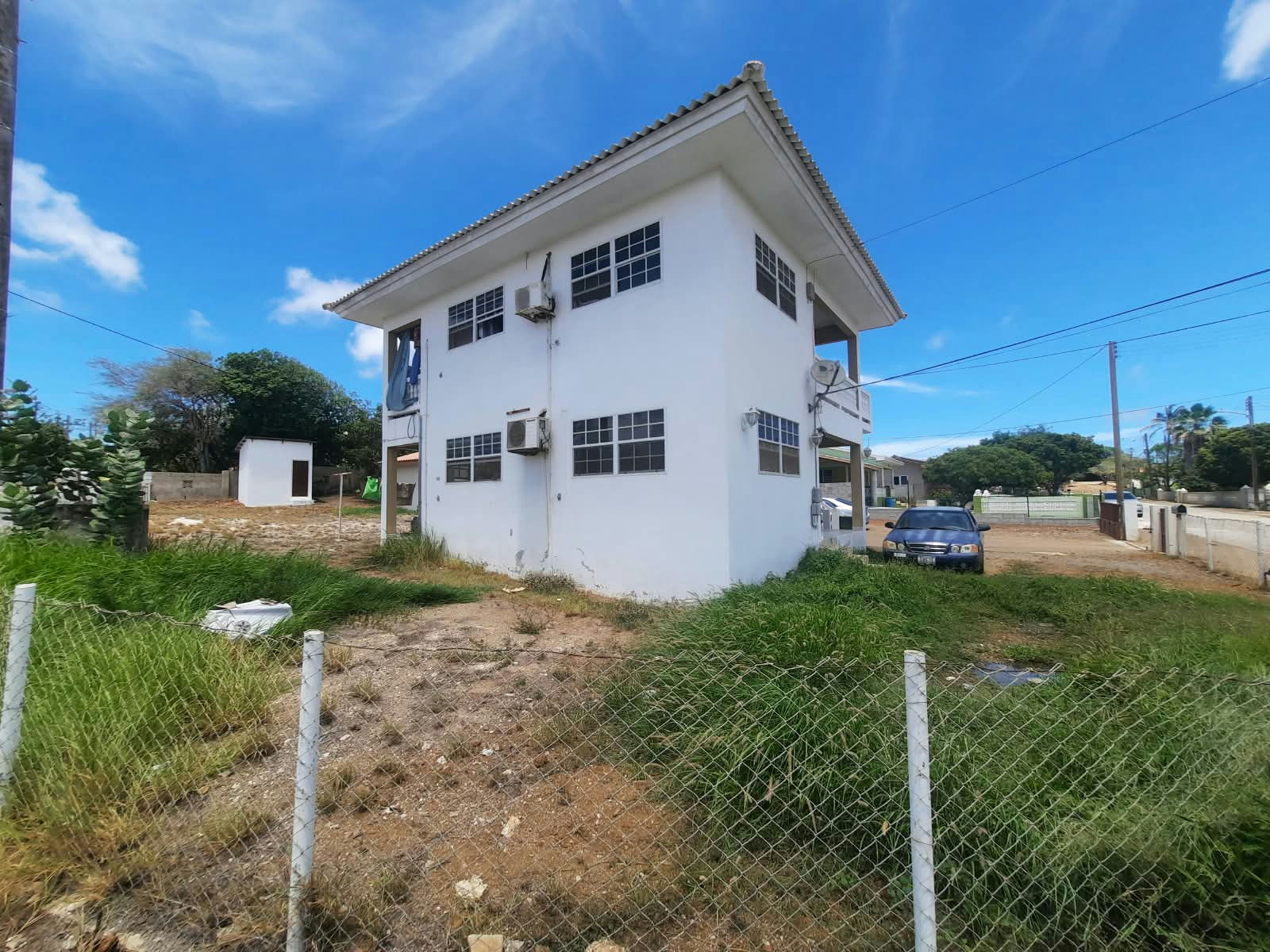 Santa Rosa – house with two separate apartments: house for sale in Santa Rosa, Curaçao, photo 9